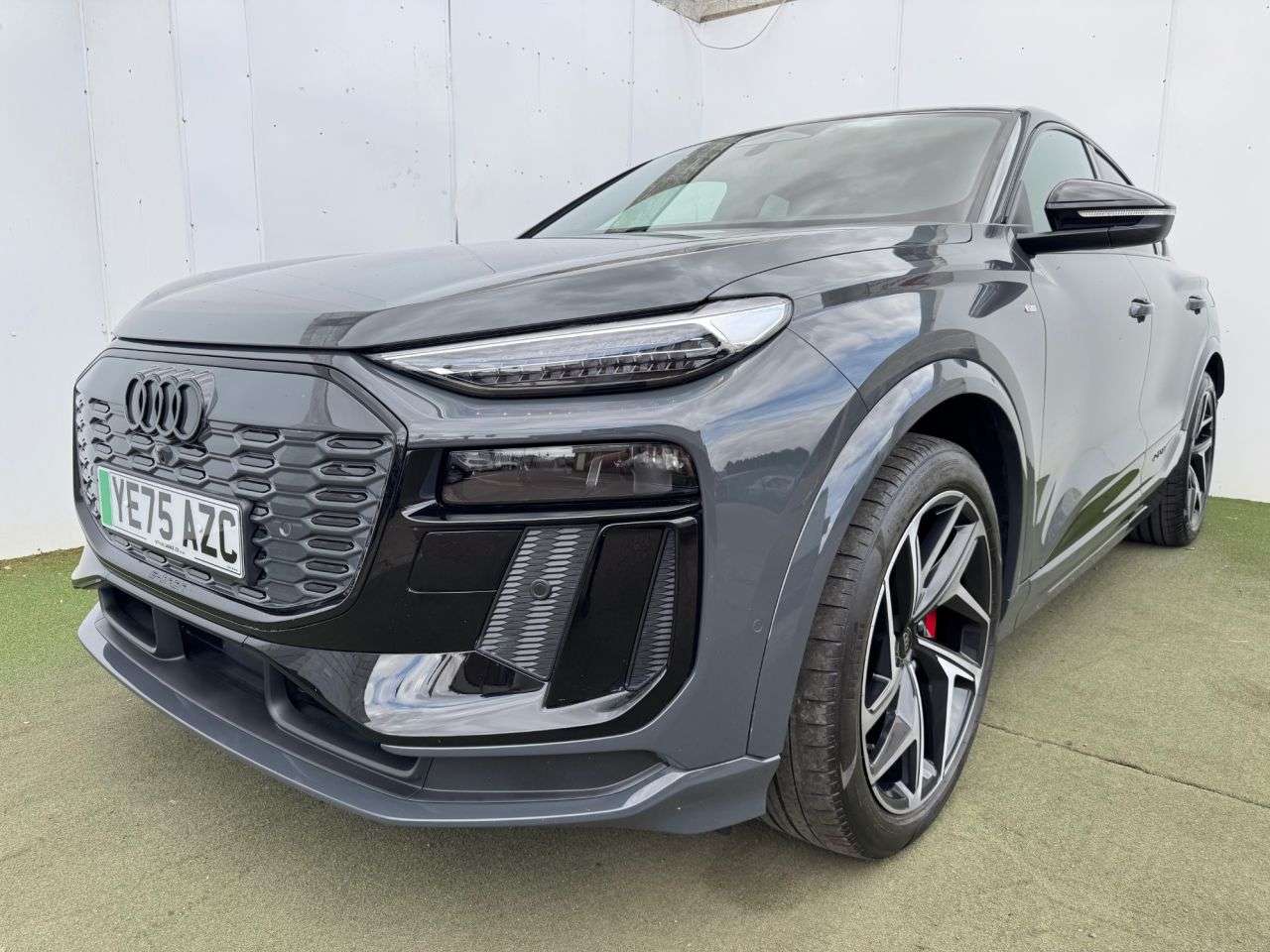 2025 AUDI Q6 E-TRON 2025 AUDI Q6 E-TRON