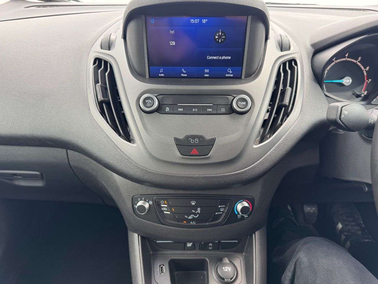 2023 FORD TRANSIT COURIER 2023 FORD TRANSIT COURIER