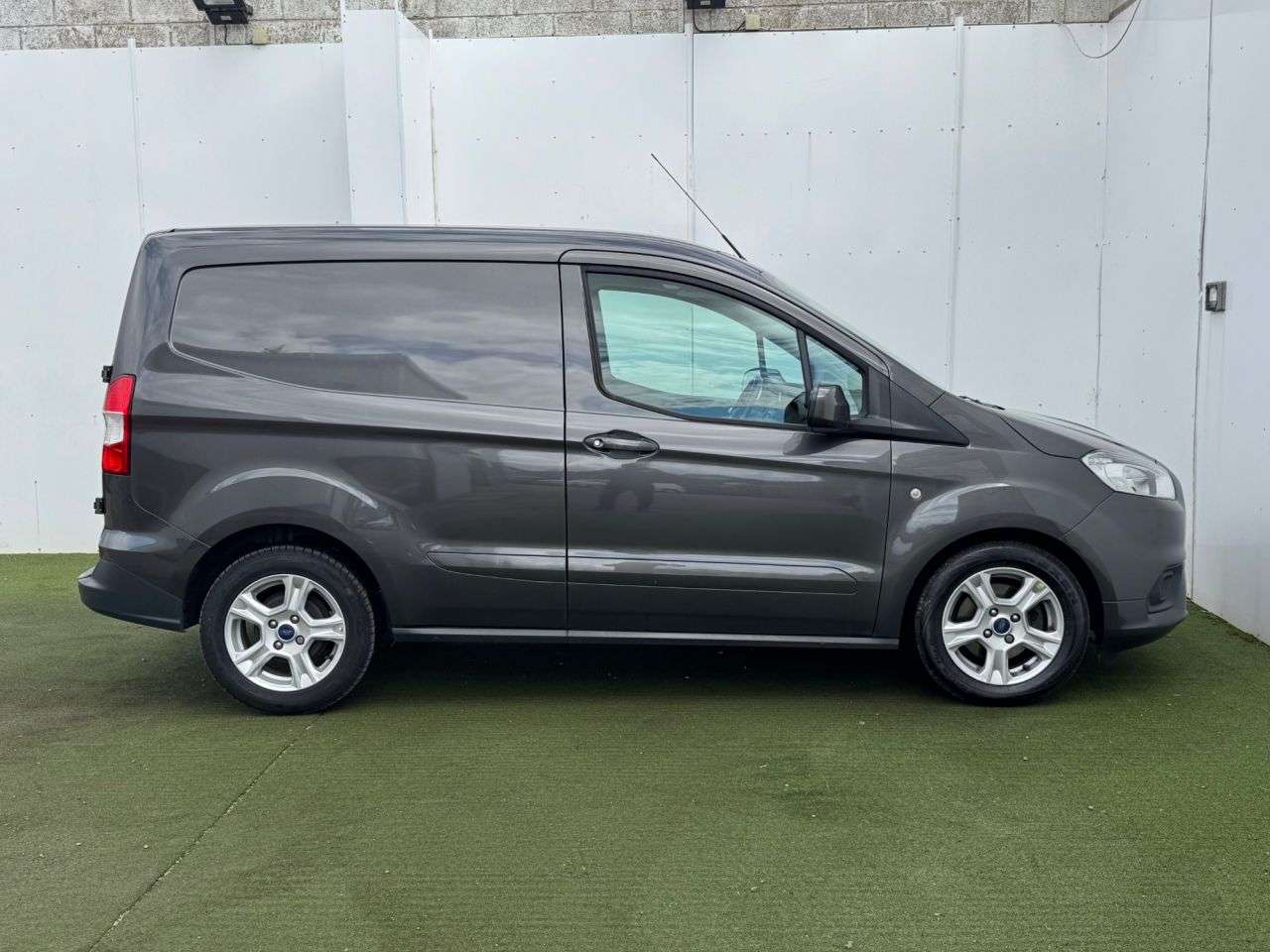 2023 FORD TRANSIT COURIER 2023 FORD TRANSIT COURIER
