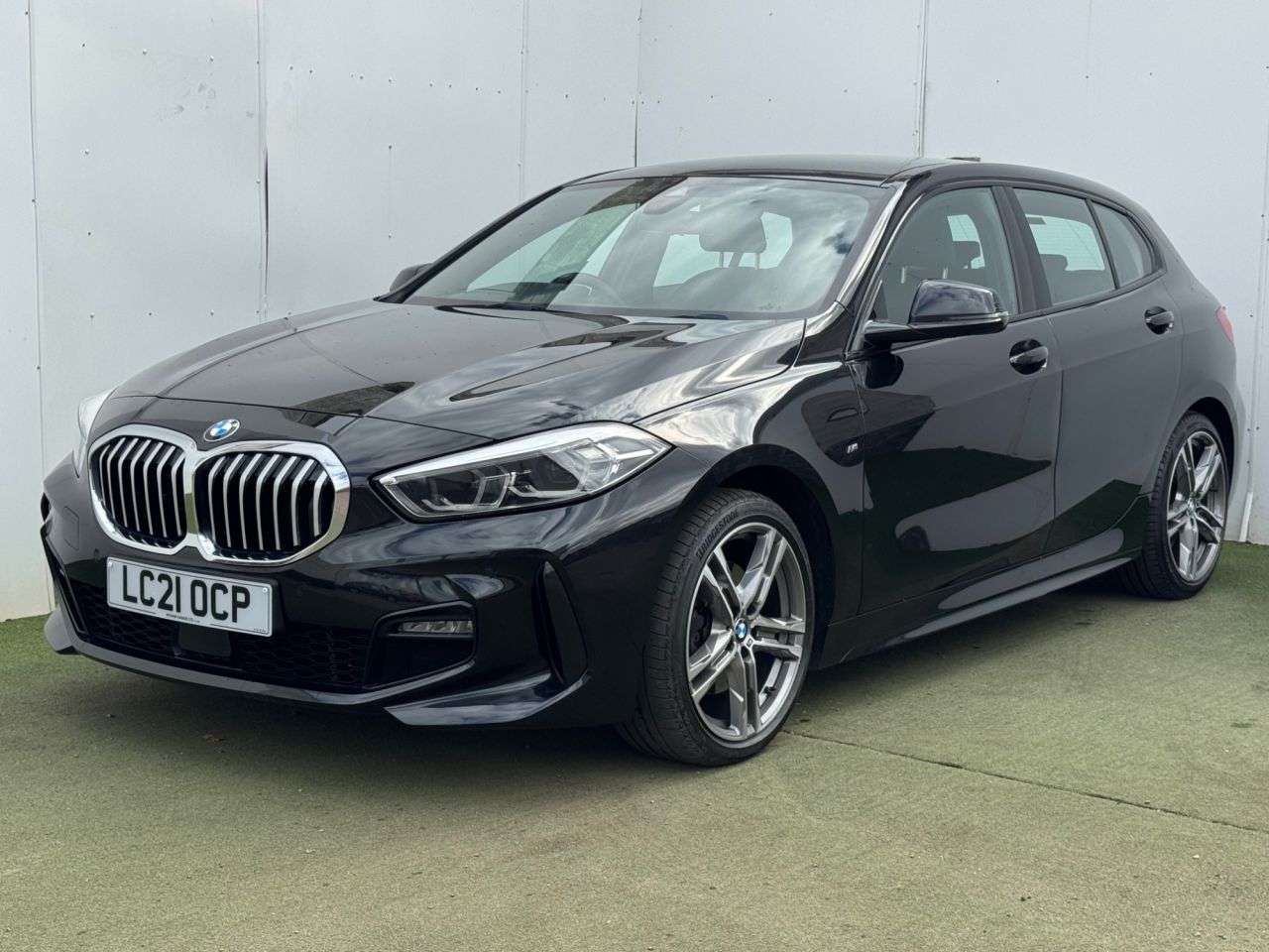 A 2021 BMW 1 SERIES 1.5 116d M Sport Hatchback 5dr Diesel DCT Euro 6 (s/s) (116 ps) A 2021 BMW 1 SERIES 1.5 116d M Sport Hatchback 5dr Diesel DCT Euro 6 (s/s) (116 ps)