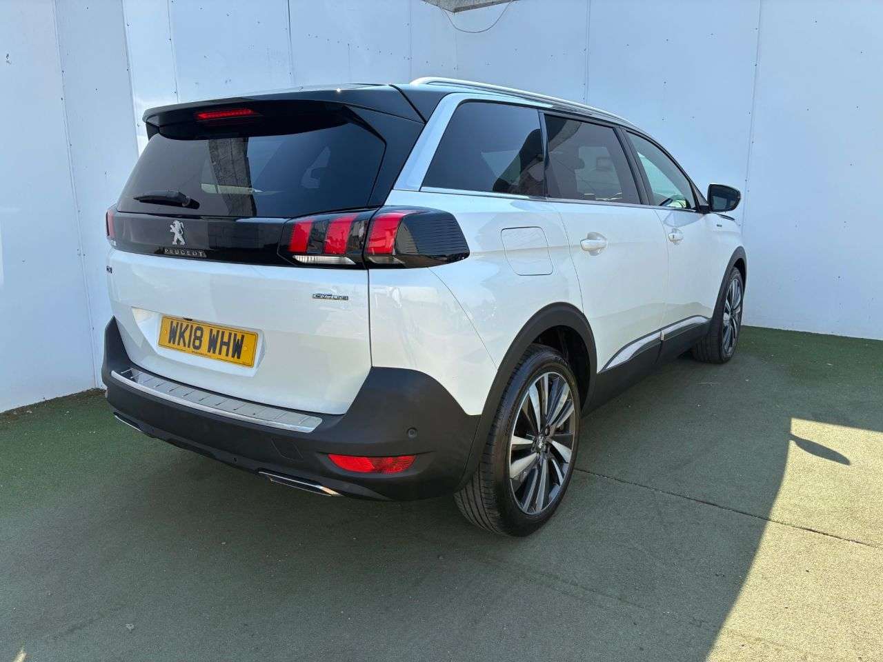 A 2018 PEUGEOT 5008 1.2 PureTech GT Line Premium SUV 5dr Petrol Manual Euro 6 (s/s) (130 ps) A 2018 PEUGEOT 5008 1.2 PureTech GT Line Premium SUV 5dr Petrol Manual Euro 6 (s/s) (130 ps)