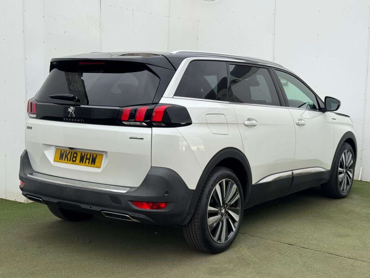 A 2018 PEUGEOT 5008 1.2 PureTech GT Line Premium SUV 5dr Petrol Manual Euro 6 (s/s) (130 ps) A 2018 PEUGEOT 5008 1.2 PureTech GT Line Premium SUV 5dr Petrol Manual Euro 6 (s/s) (130 ps)
