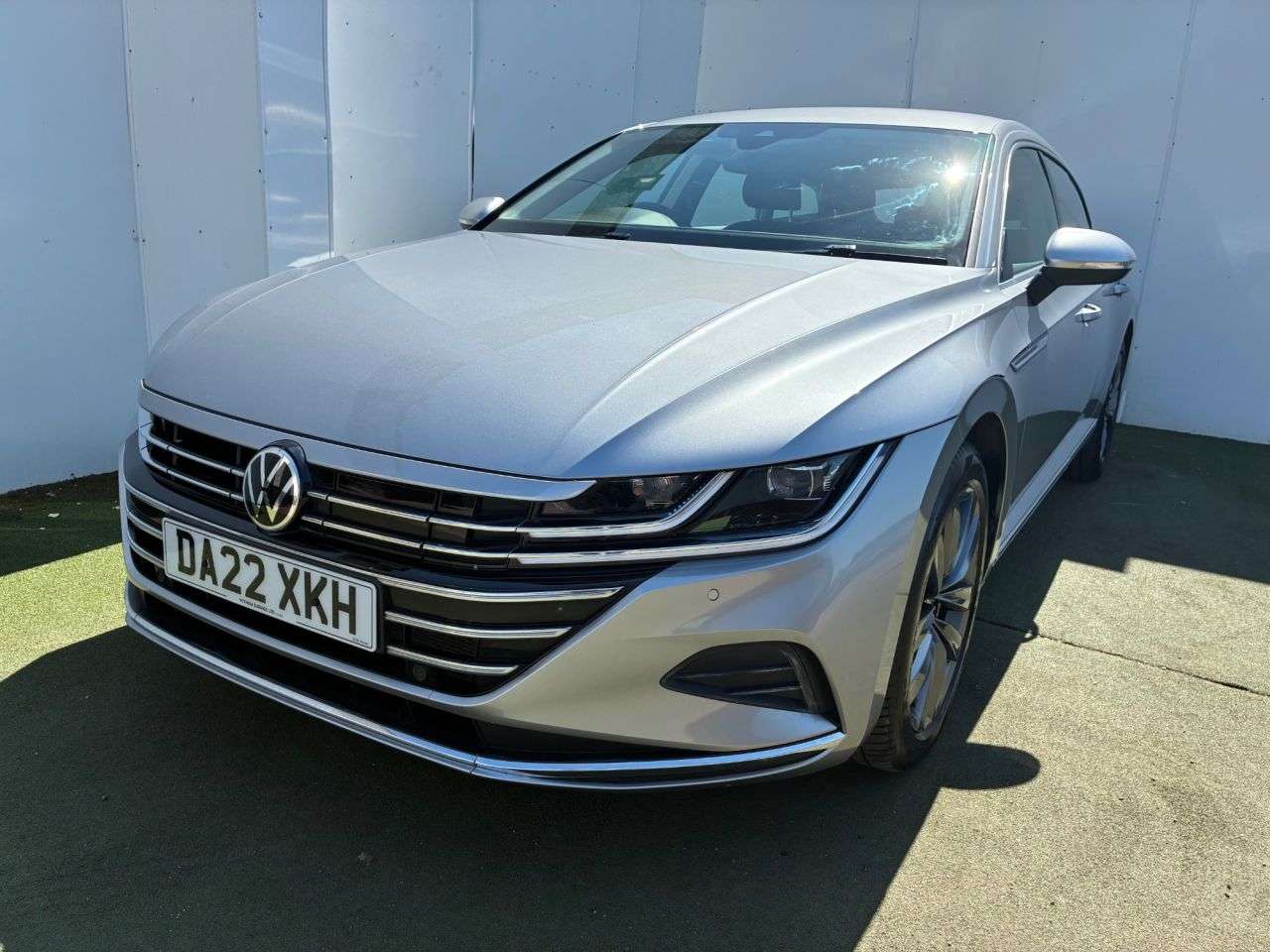 A 2022 VOLKSWAGEN ARTEON 1.4 TSI 13kWh Elegance Shooting Brake 5dr Petrol Plug-in Hybrid DSG Euro 6 A 2022 VOLKSWAGEN ARTEON 1.4 TSI 13kWh Elegance Shooting Brake 5dr Petrol Plug-in Hybrid DSG Euro 6