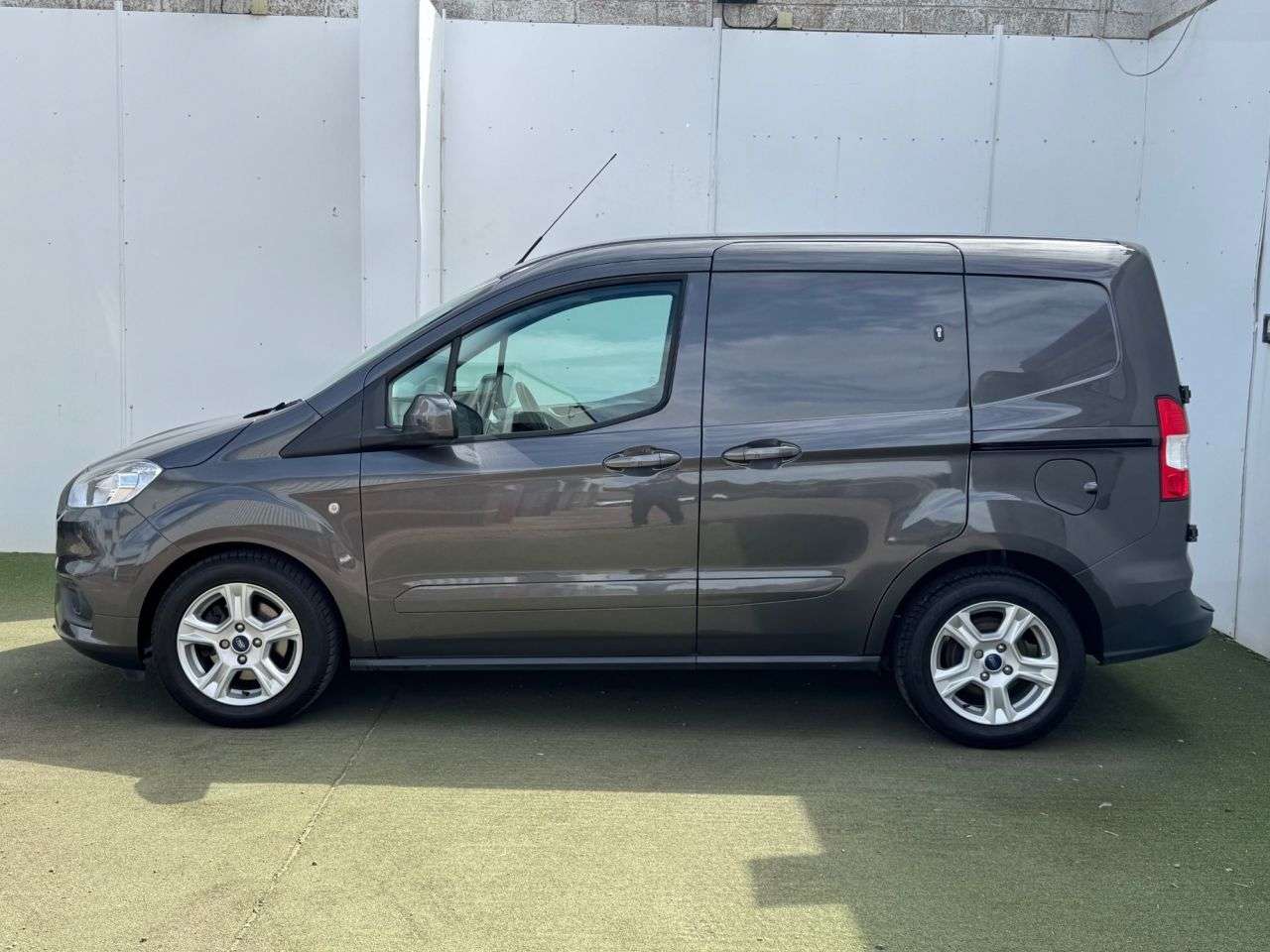 2023 FORD TRANSIT COURIER 2023 FORD TRANSIT COURIER