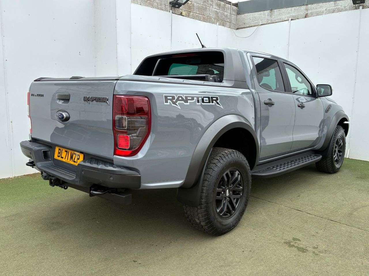 A 2022 FORD RANGER 2.0 EcoBlue Raptor Pickup Double Cab 4dr Diesel Auto 4WD Euro 6 (s/s) (213 A 2022 FORD RANGER 2.0 EcoBlue Raptor Pickup Double Cab 4dr Diesel Auto 4WD Euro 6 (s/s) (213