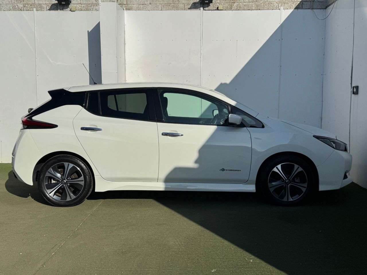 2018 NISSAN LEAF 2018 NISSAN LEAF