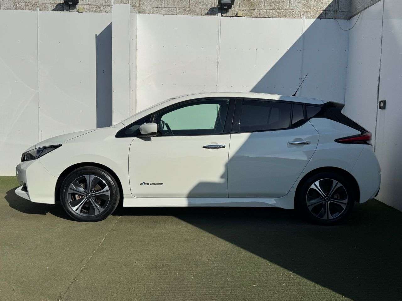 2018 NISSAN LEAF 2018 NISSAN LEAF