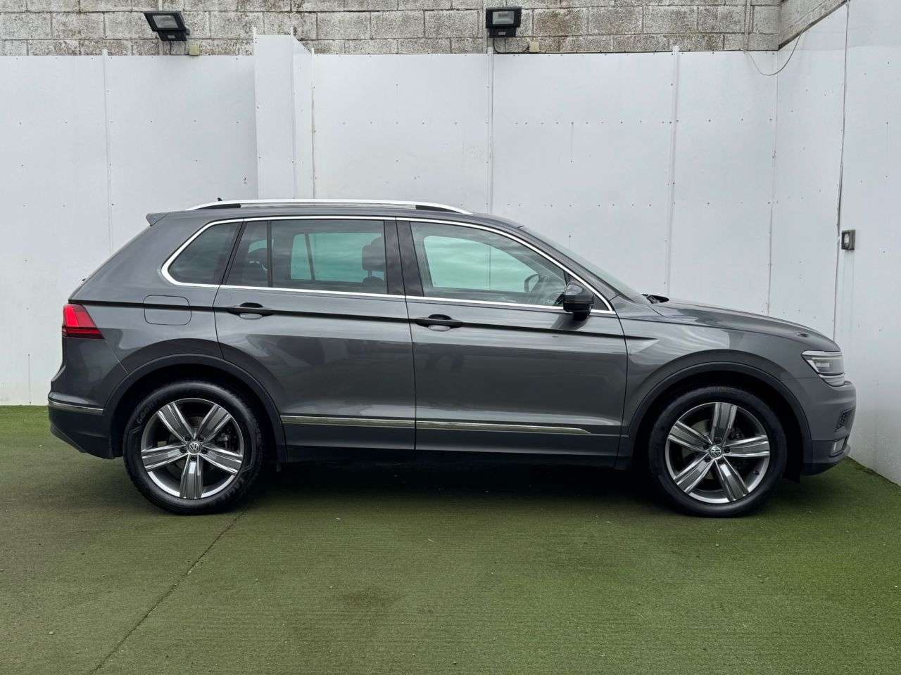 2020 VOLKSWAGEN TIGUAN 2020 VOLKSWAGEN TIGUAN