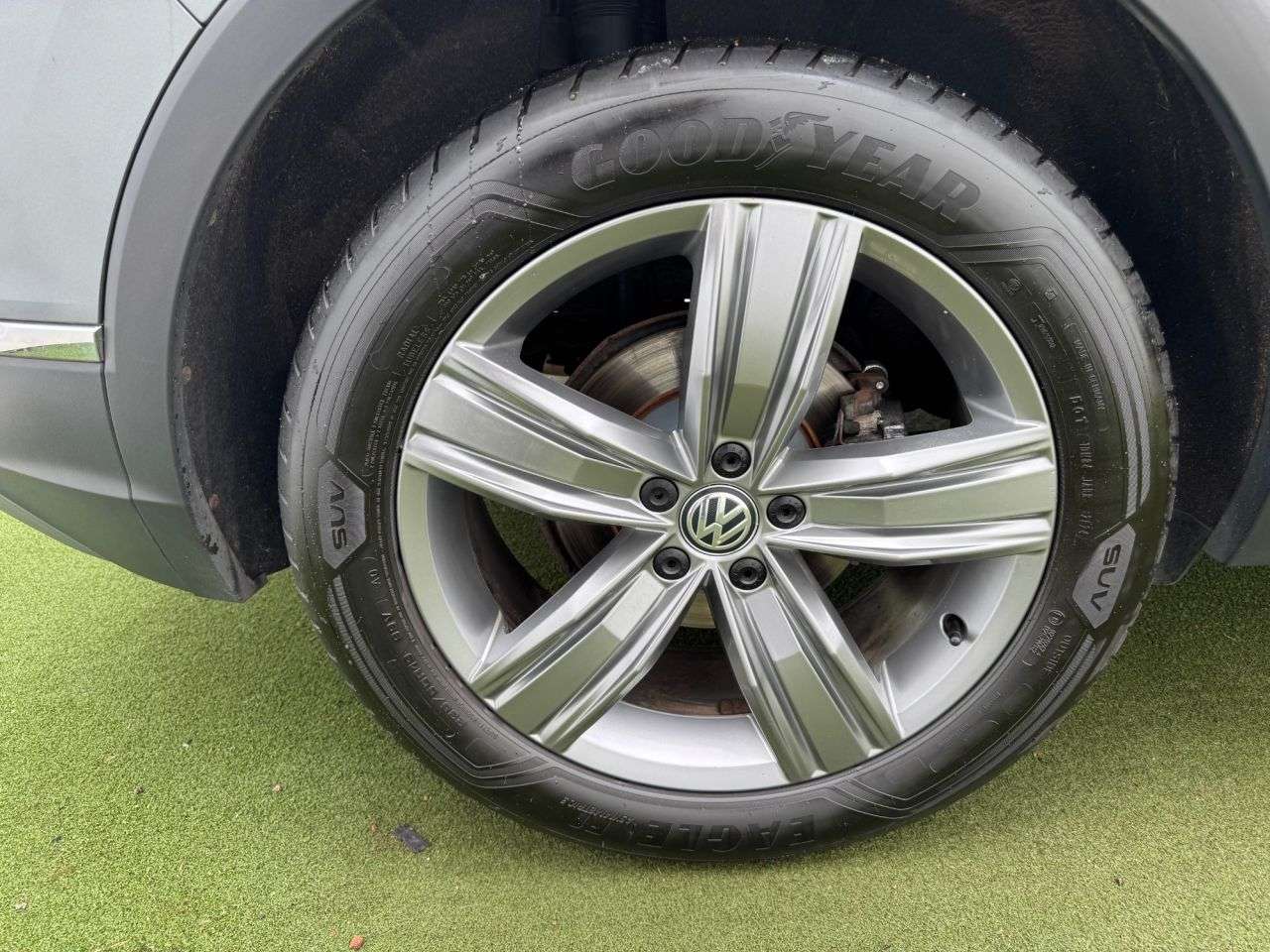 2020 VOLKSWAGEN TIGUAN 2020 VOLKSWAGEN TIGUAN