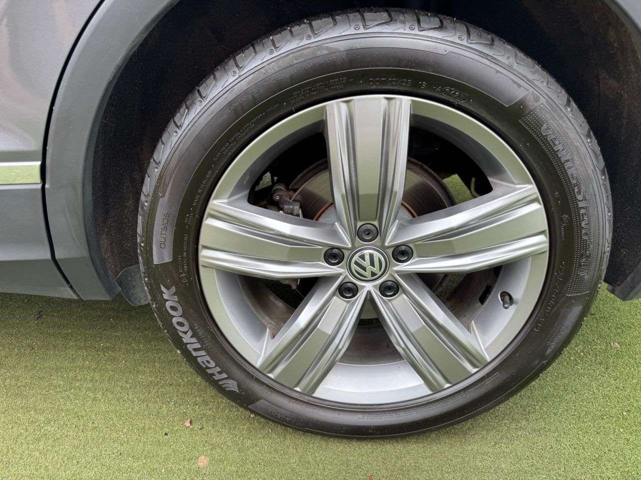 2020 VOLKSWAGEN TIGUAN 2020 VOLKSWAGEN TIGUAN
