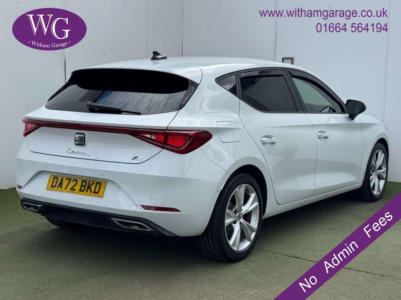 A 2022 SEAT LEON 1.0 TSI EVO FR Hatchback 5dr Petrol Manual Euro 6 (s/s) (110 ps) A 2022 SEAT LEON 1.0 TSI EVO FR Hatchback 5dr Petrol Manual Euro 6 (s/s) (110 ps)