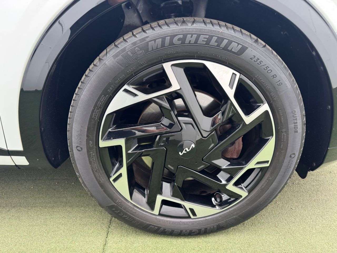 2023 KIA SPORTAGE 2023 KIA SPORTAGE