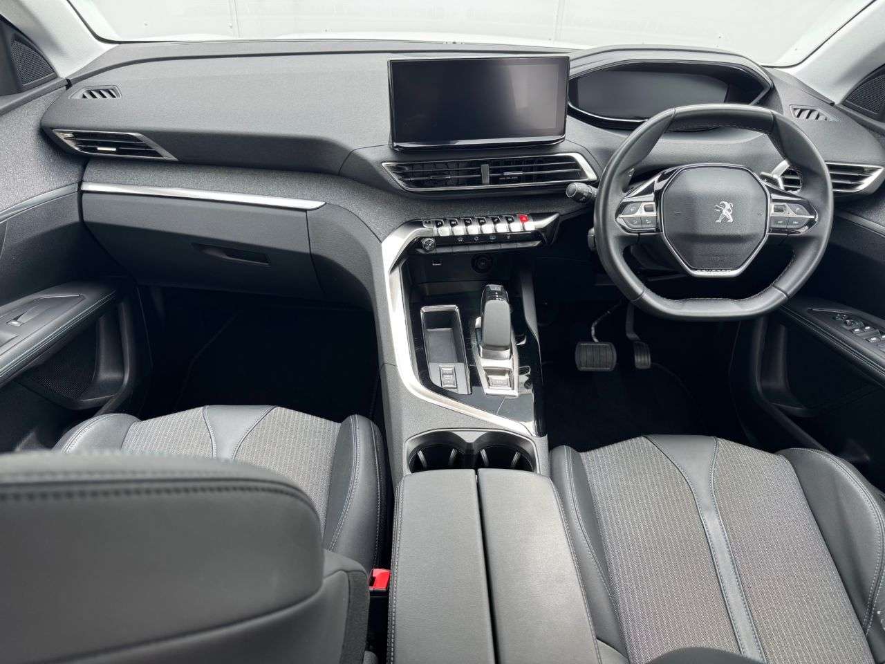 2022 PEUGEOT 3008 2022 PEUGEOT 3008