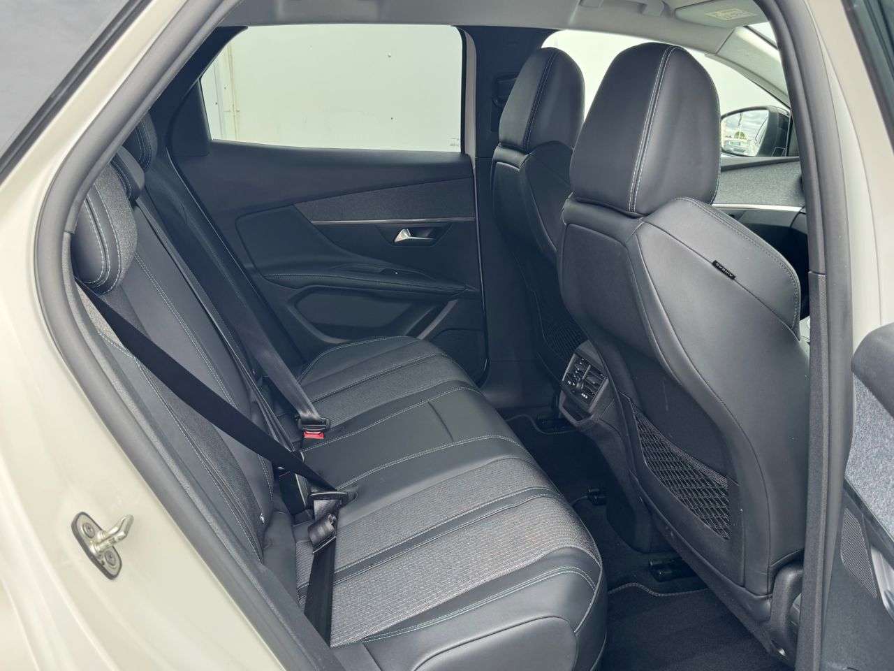 2022 PEUGEOT 3008 2022 PEUGEOT 3008