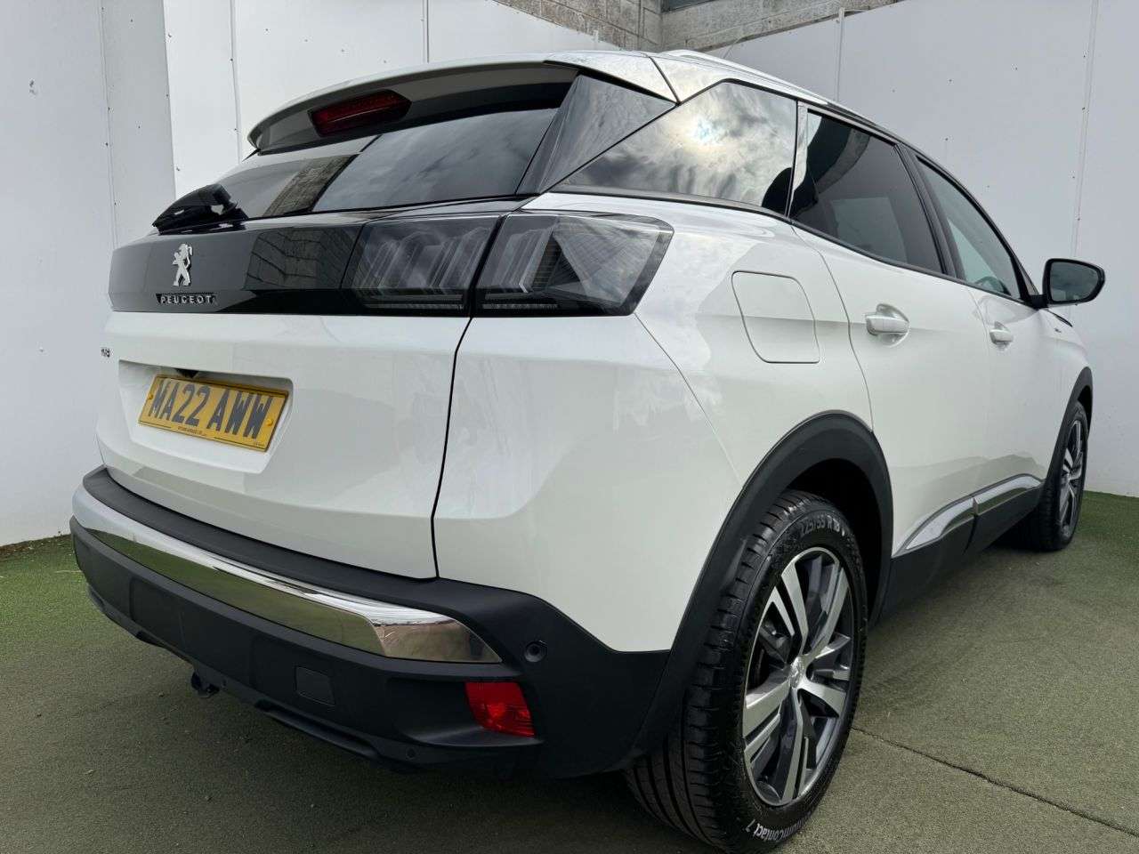 2022 PEUGEOT 3008 2022 PEUGEOT 3008