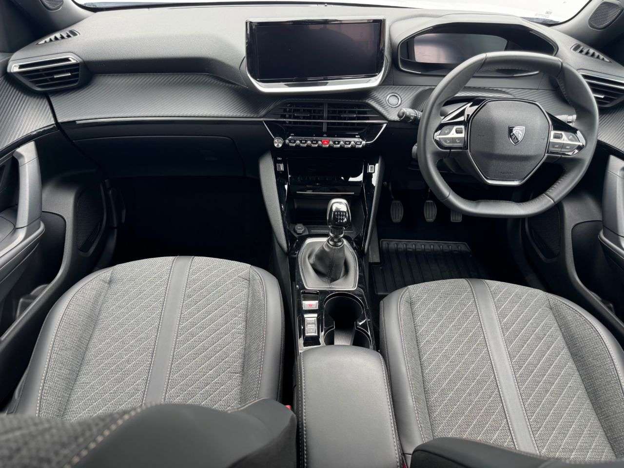 2024 PEUGEOT 2008 2024 PEUGEOT 2008