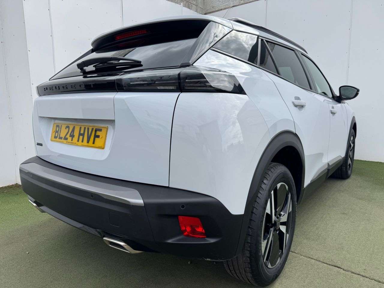 2024 PEUGEOT 2008 2024 PEUGEOT 2008