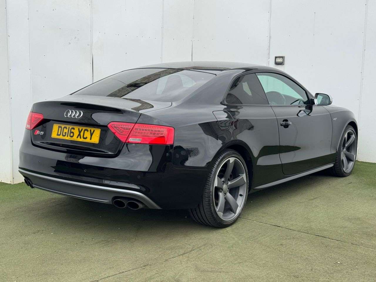 A 2016 AUDI S5 3.0 TFSI V6 Black Edition Coupe 2dr Petrol S Tronic quattro Euro 6 (s/s) (3 A 2016 AUDI S5 3.0 TFSI V6 Black Edition Coupe 2dr Petrol S Tronic quattro Euro 6 (s/s) (3