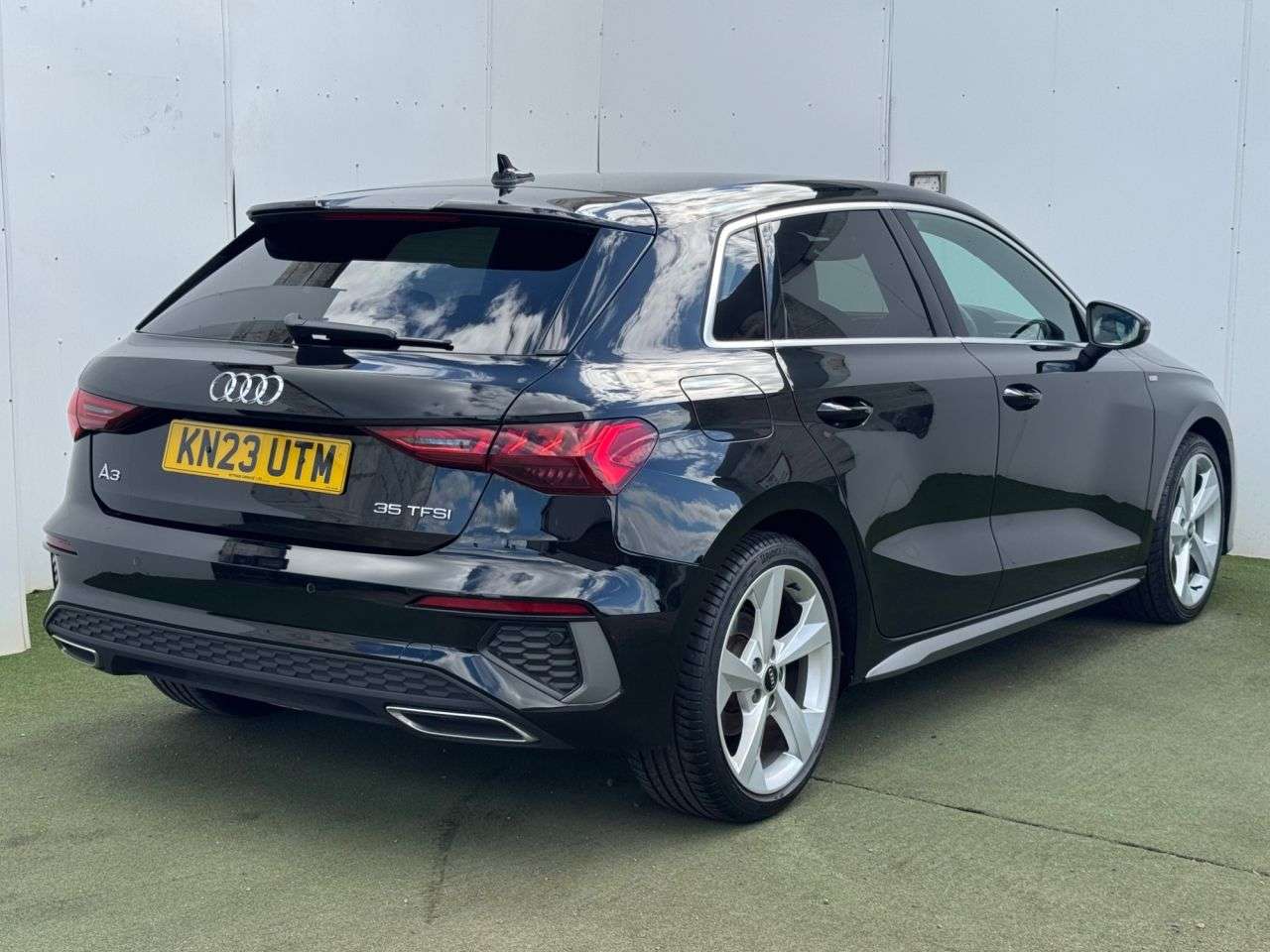 A 2023 AUDI A3 1.5 TFSI 35 S line Sportback 5dr Petrol S Tronic Euro 6 (s/s) (150 ps) A 2023 AUDI A3 1.5 TFSI 35 S line Sportback 5dr Petrol S Tronic Euro 6 (s/s) (150 ps)