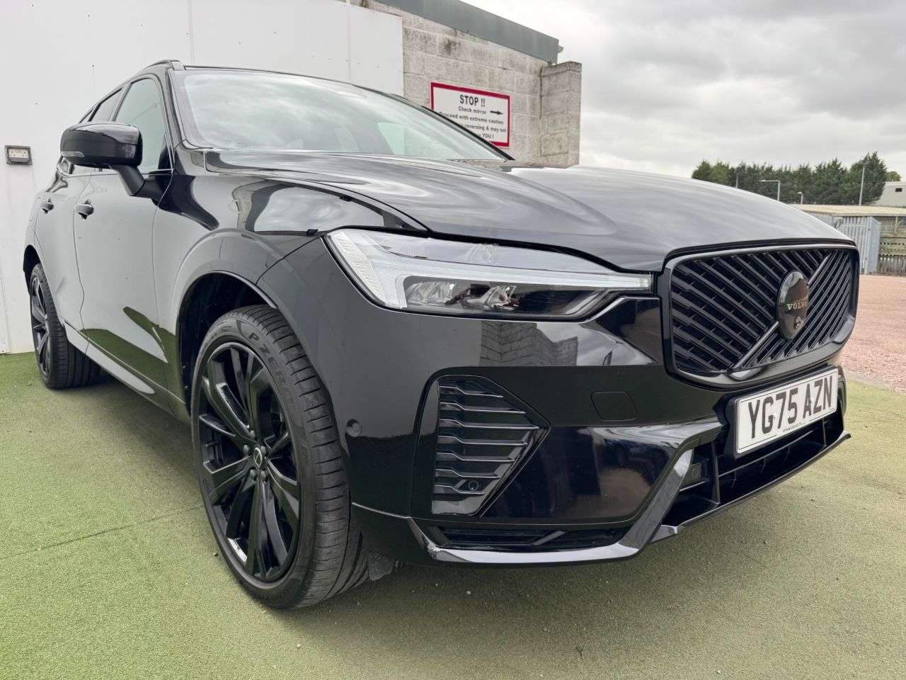 2025 VOLVO XC60 2025 VOLVO XC60