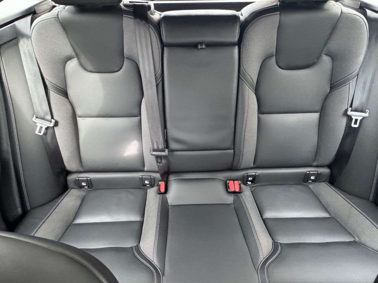 2025 VOLVO XC60 2025 VOLVO XC60