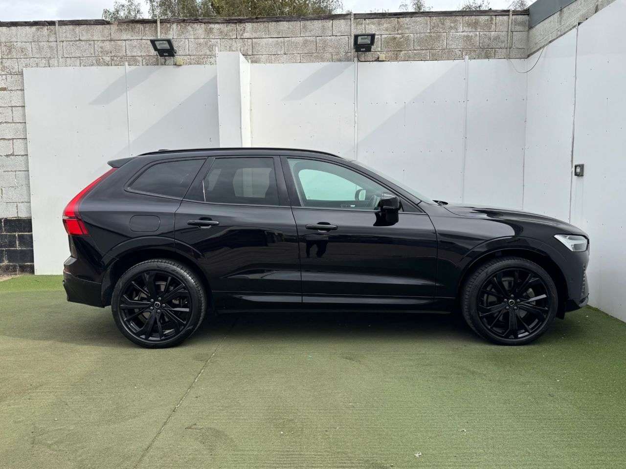 2025 VOLVO XC60 2025 VOLVO XC60
