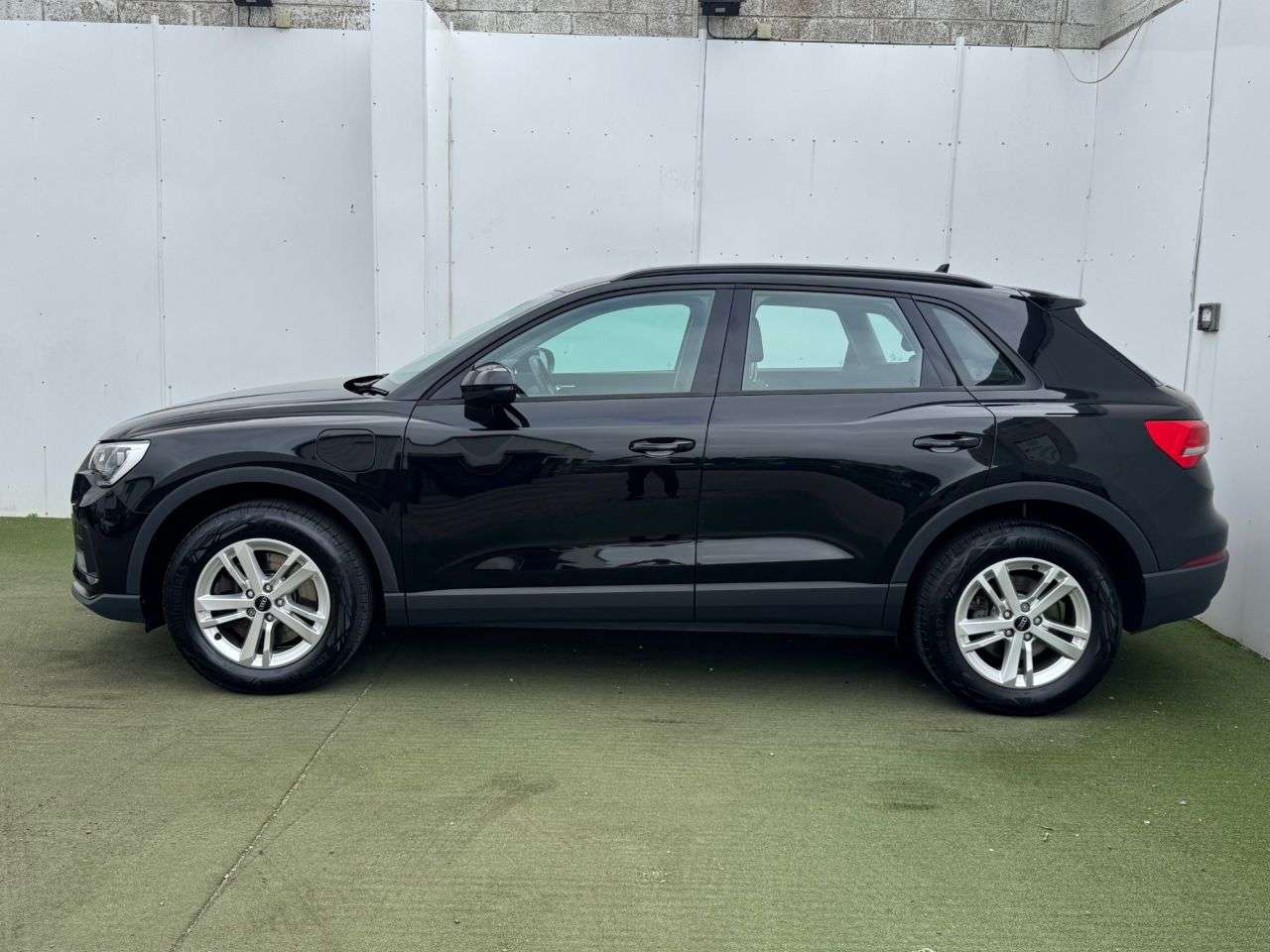2023 AUDI Q3 2023 AUDI Q3