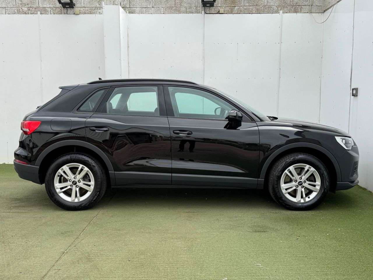 2023 AUDI Q3 2023 AUDI Q3