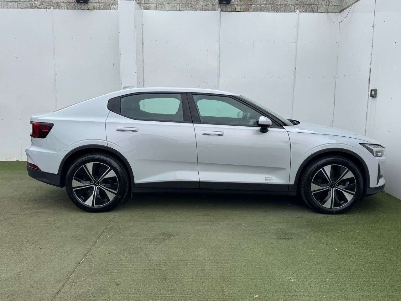 A 2023 POLESTAR POLESTAR 2 Single Motor 69kWh Standard Range Fastback 5dr Electric Auto FWD (231 ps) A 2023 POLESTAR POLESTAR 2 Single Motor 69kWh Standard Range Fastback 5dr Electric Auto FWD (231 ps)