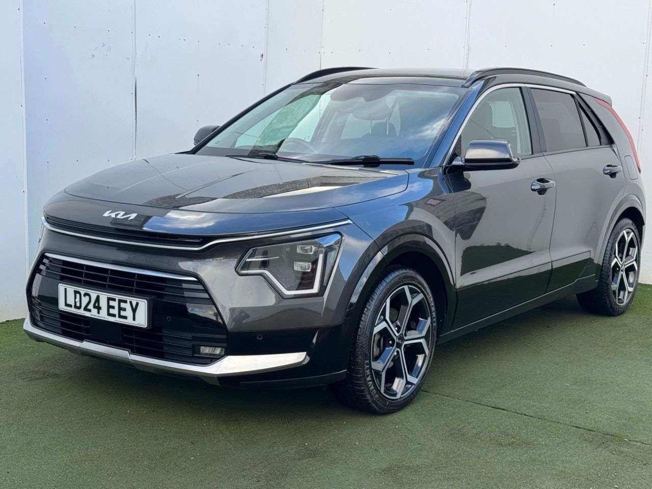 A 2024 KIA NIRO 1.6h GDi 3 SUV 5dr Petrol Hybrid DCT Euro 6 (s/s) (139 bhp) A 2024 KIA NIRO 1.6h GDi 3 SUV 5dr Petrol Hybrid DCT Euro 6 (s/s) (139 bhp)