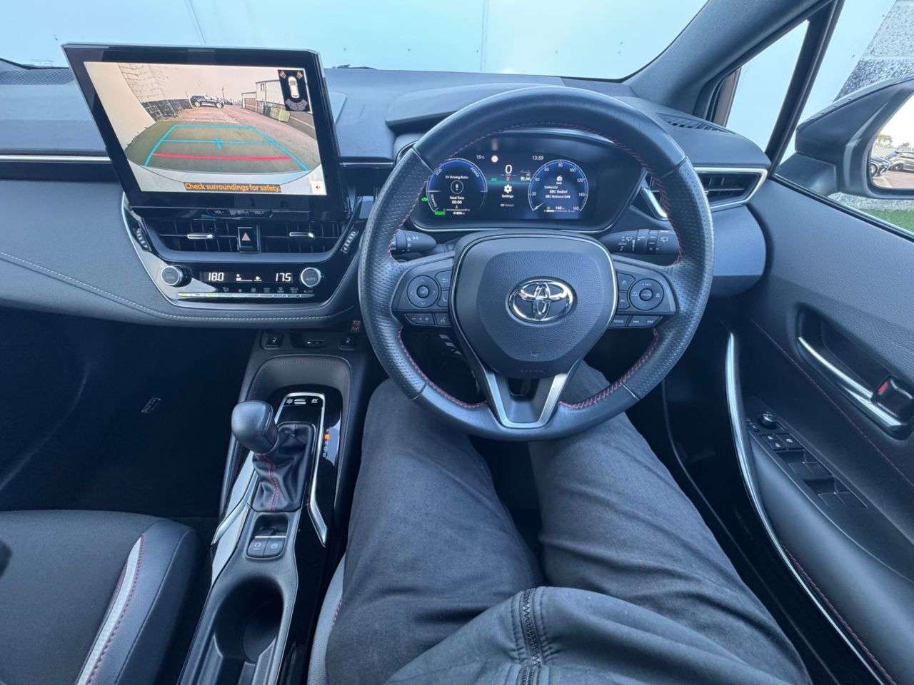 2024 TOYOTA COROLLA 2024 TOYOTA COROLLA