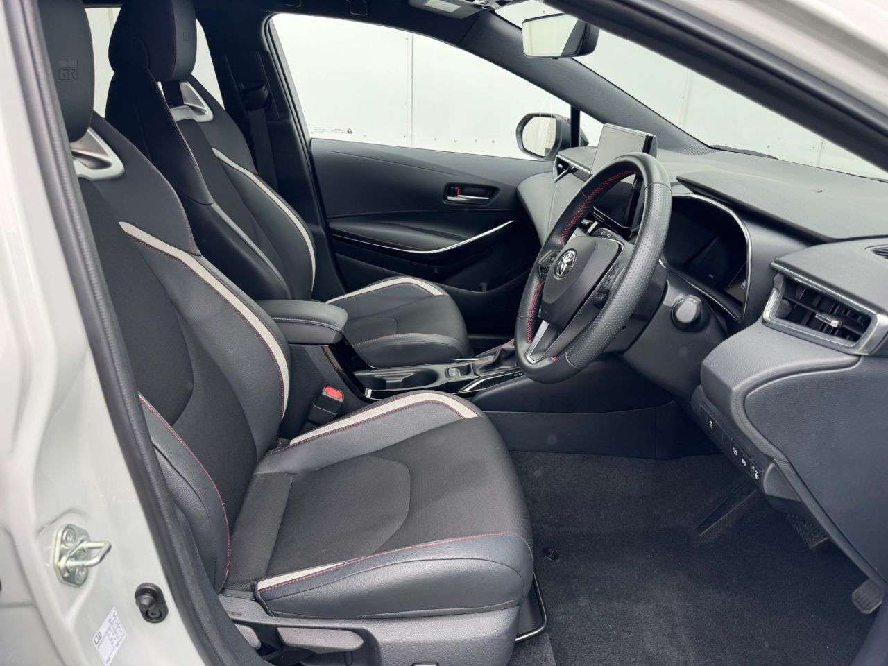 2024 TOYOTA COROLLA 2024 TOYOTA COROLLA