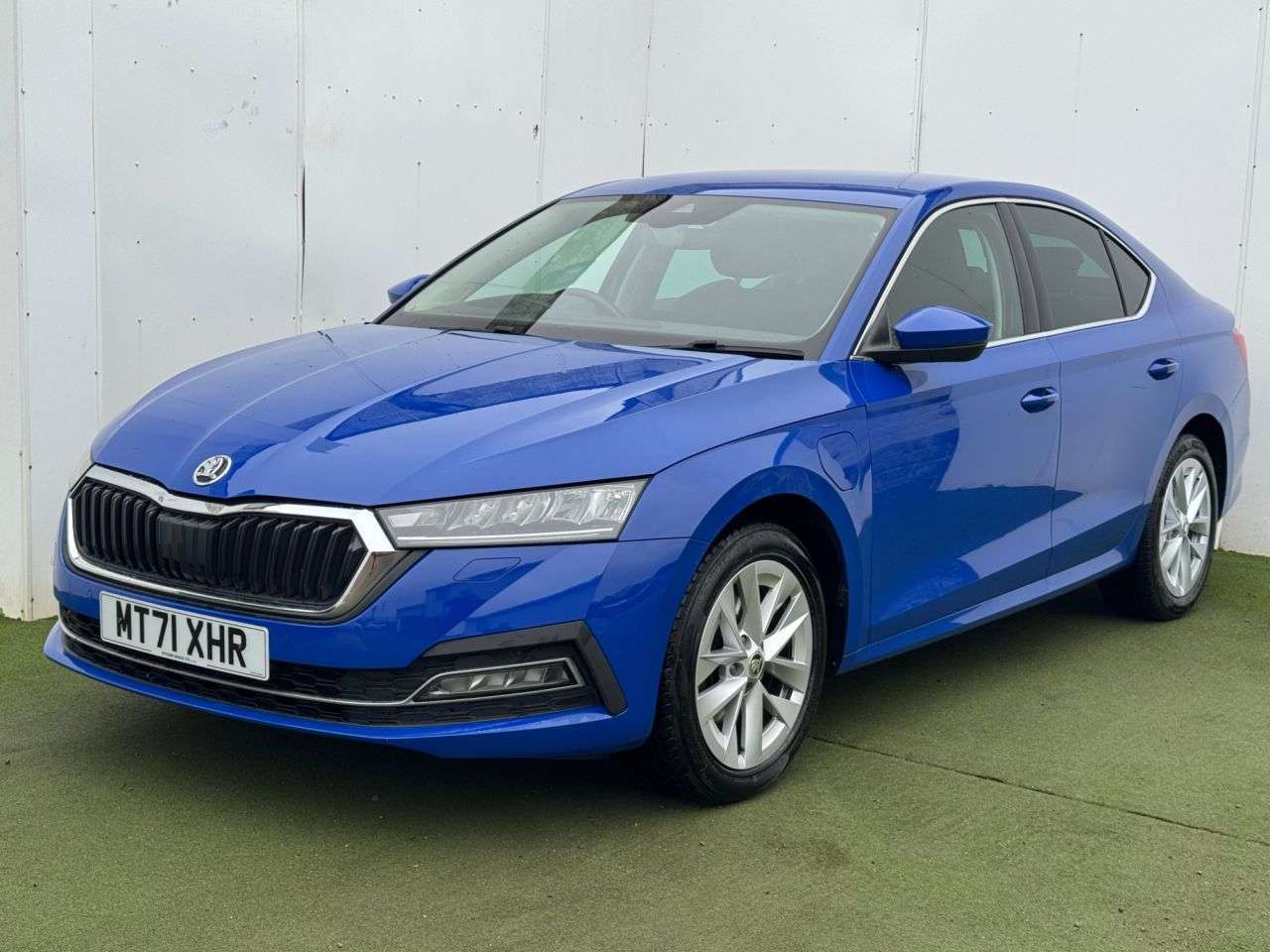 A 2022 SKODA OCTAVIA 1.4 TSI iV 13kWh SE L Hatchback 5dr Petrol Plug-in Hybrid DSG Euro 6 (s/s) A 2022 SKODA OCTAVIA 1.4 TSI iV 13kWh SE L Hatchback 5dr Petrol Plug-in Hybrid DSG Euro 6 (s/s)