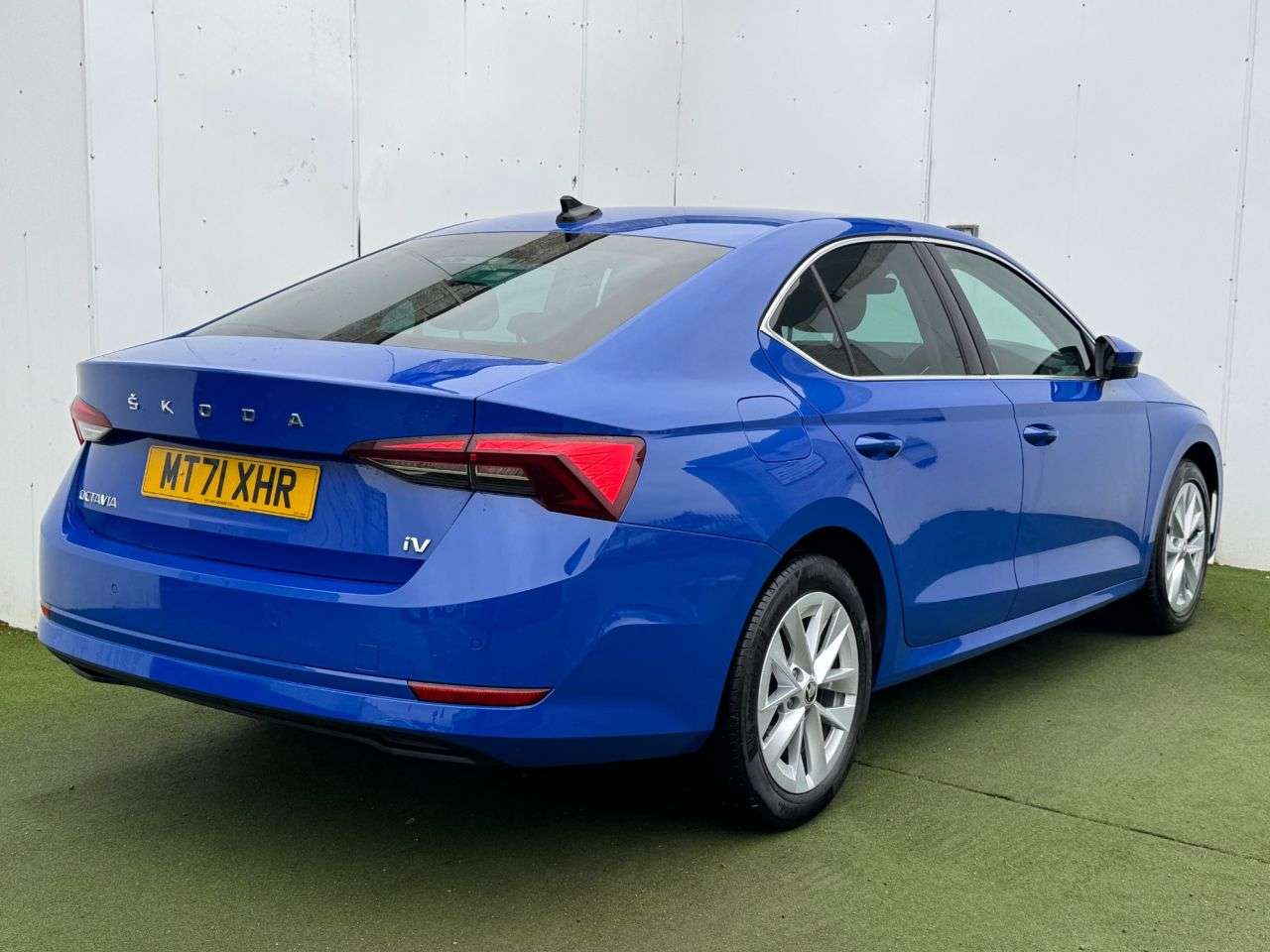 A 2022 SKODA OCTAVIA 1.4 TSI iV 13kWh SE L Hatchback 5dr Petrol Plug-in Hybrid DSG Euro 6 (s/s) A 2022 SKODA OCTAVIA 1.4 TSI iV 13kWh SE L Hatchback 5dr Petrol Plug-in Hybrid DSG Euro 6 (s/s)