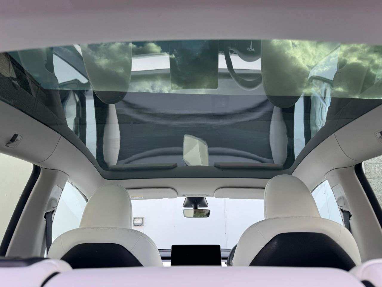 2022 TESLA MODEL Y 2022 TESLA MODEL Y
