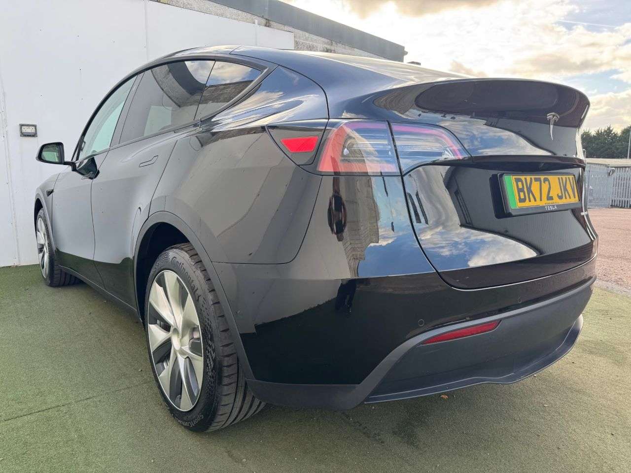 2022 TESLA MODEL Y 2022 TESLA MODEL Y