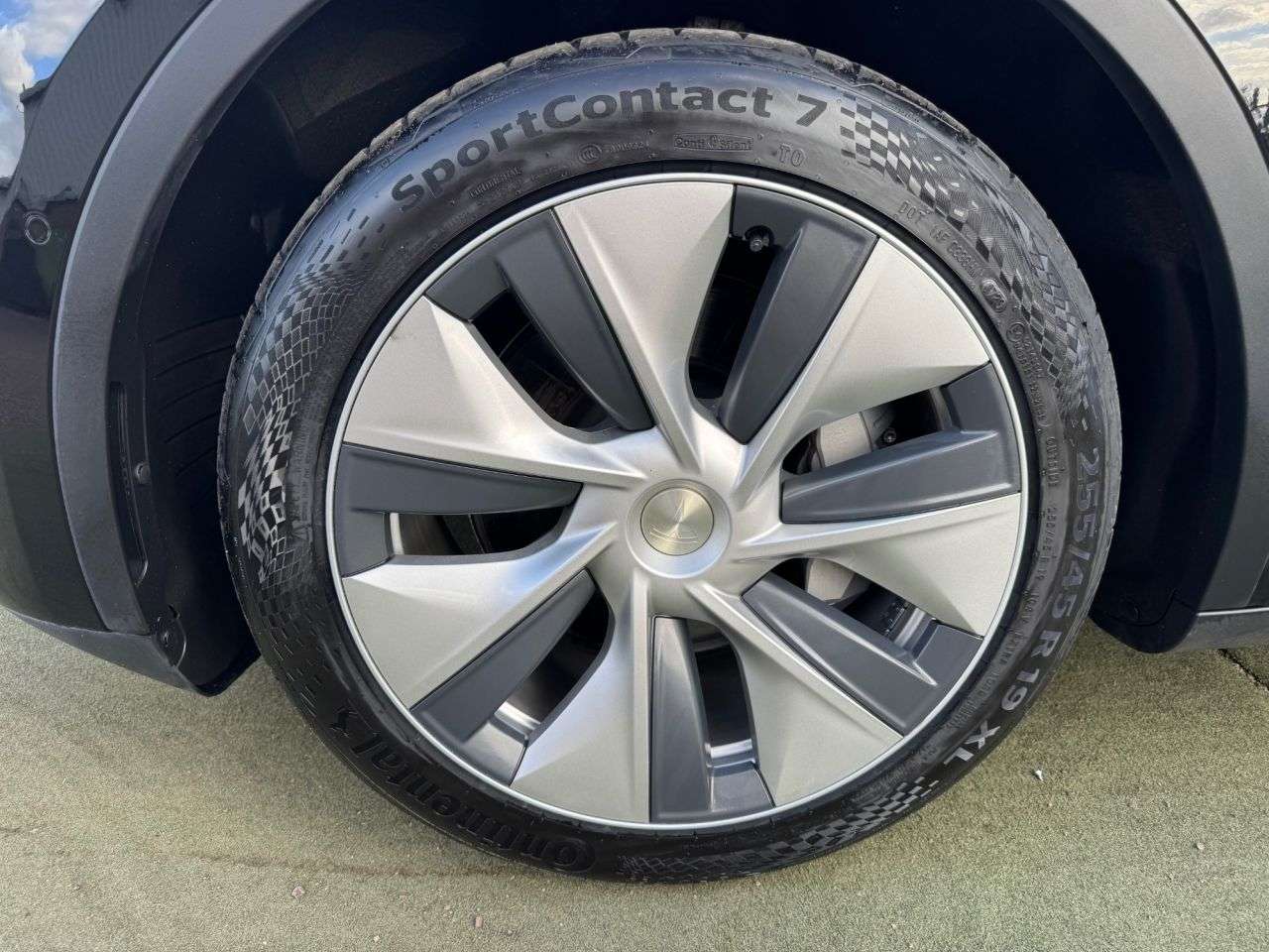 2022 TESLA MODEL Y 2022 TESLA MODEL Y
