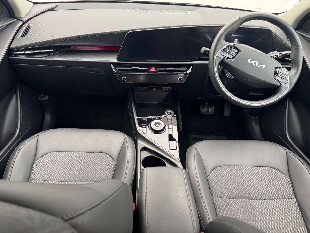 2023 KIA NIRO 2023 KIA NIRO