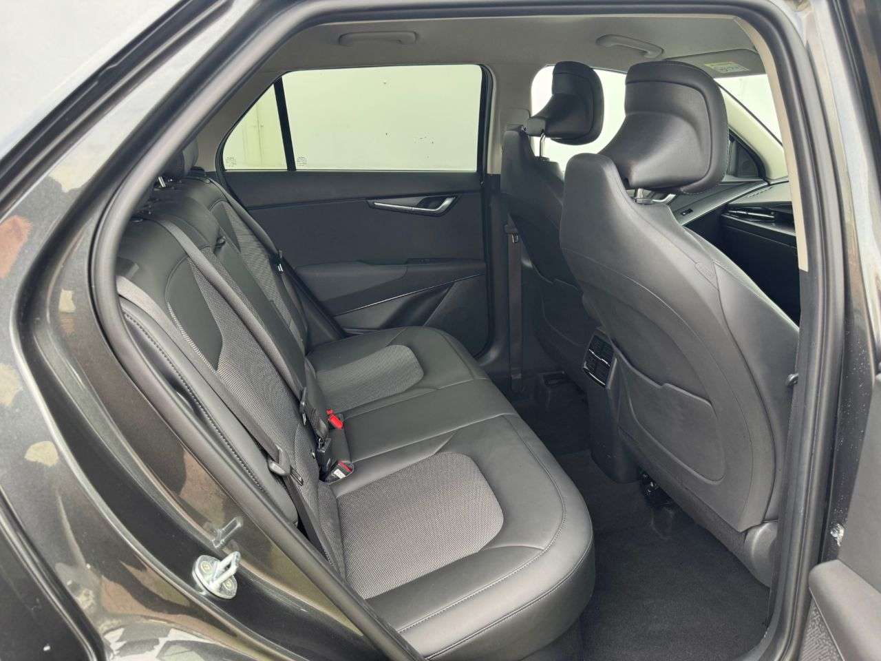 2023 KIA NIRO 2023 KIA NIRO