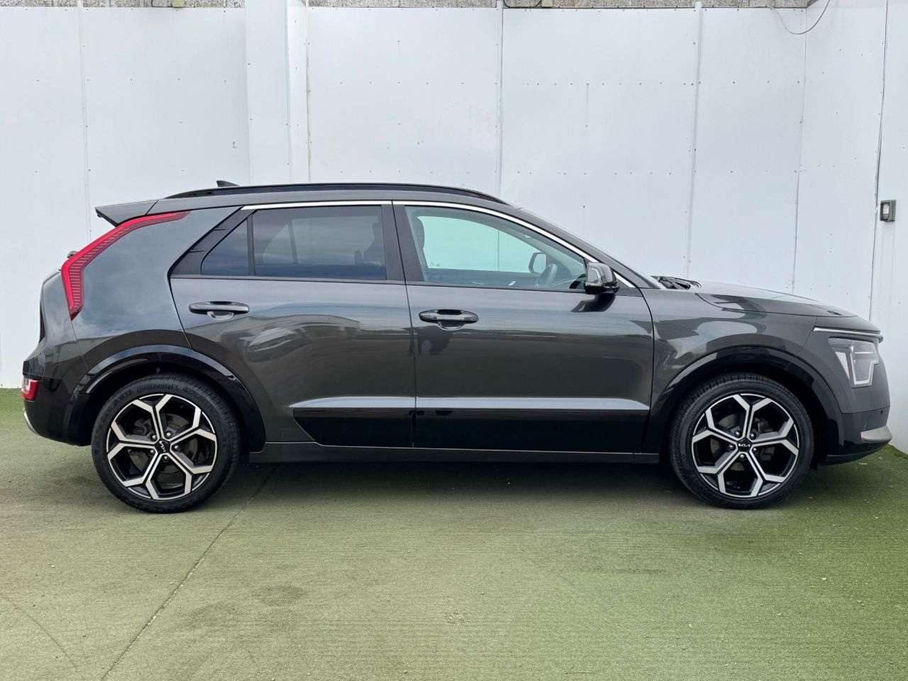 2023 KIA NIRO 2023 KIA NIRO