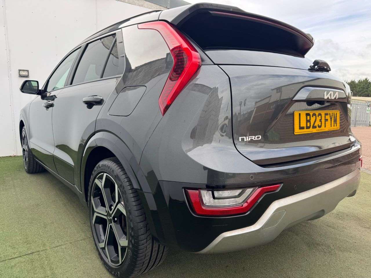 2023 KIA NIRO 2023 KIA NIRO