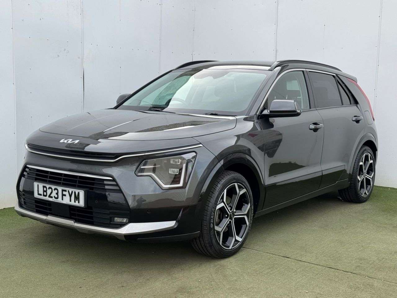 A 2023 KIA NIRO 1.6h GDi 3 SUV 5dr Petrol Hybrid DCT Euro 6 (s/s) (139 bhp) A 2023 KIA NIRO 1.6h GDi 3 SUV 5dr Petrol Hybrid DCT Euro 6 (s/s) (139 bhp)