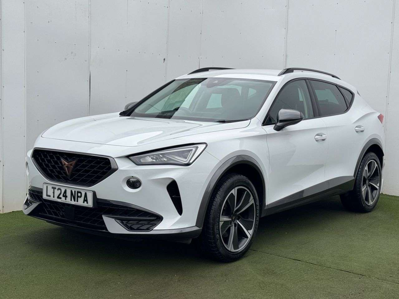 A 2024 CUPRA FORMENTOR 1.5 TSI V1 SUV 5dr Petrol Manual Euro 6 (s/s) (150 ps) A 2024 CUPRA FORMENTOR 1.5 TSI V1 SUV 5dr Petrol Manual Euro 6 (s/s) (150 ps)