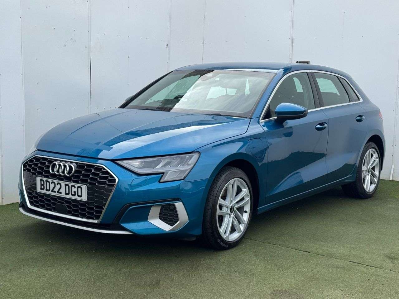 A 2022 AUDI A3 1.4 TFSIe 40 Sport Sportback 5dr Petrol Plug-in Hybrid S Tronic Euro 6 (s/s A 2022 AUDI A3 1.4 TFSIe 40 Sport Sportback 5dr Petrol Plug-in Hybrid S Tronic Euro 6 (s/s