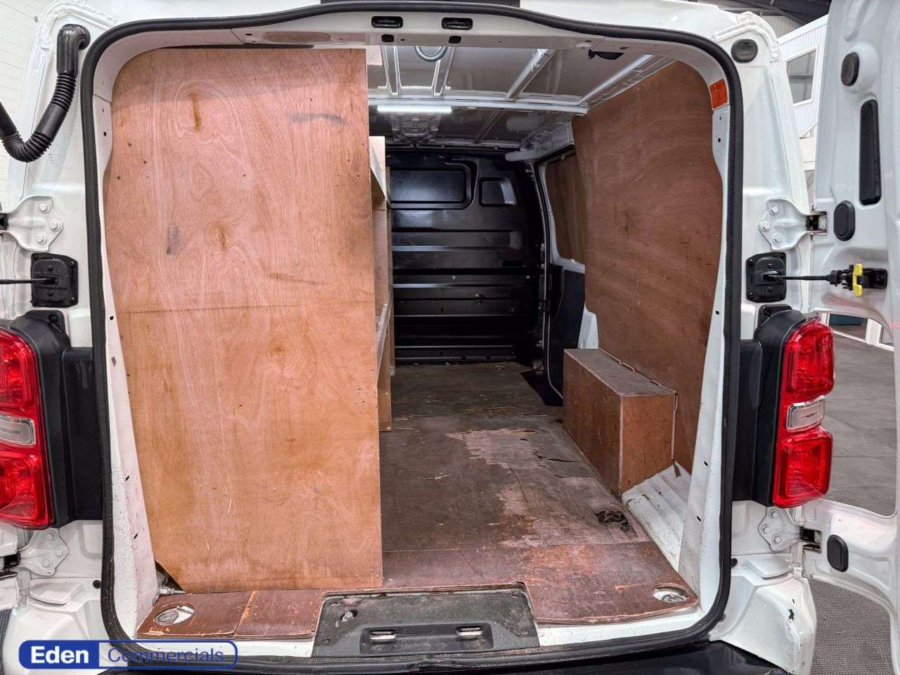 A 2020 VAUXHALL VIVARO L2H1 2900 SPORTIVE S/S A 2020 VAUXHALL VIVARO L2H1 2900 SPORTIVE S/S