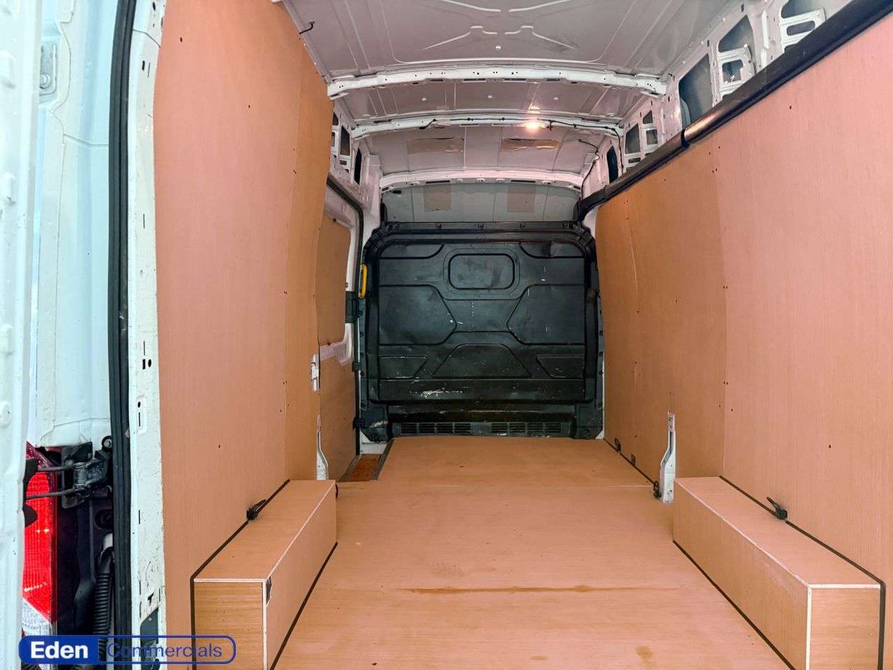 A 2021 FORD TRANSIT 350 LEADER P/V ECOBLUE A 2021 FORD TRANSIT 350 LEADER P/V ECOBLUE