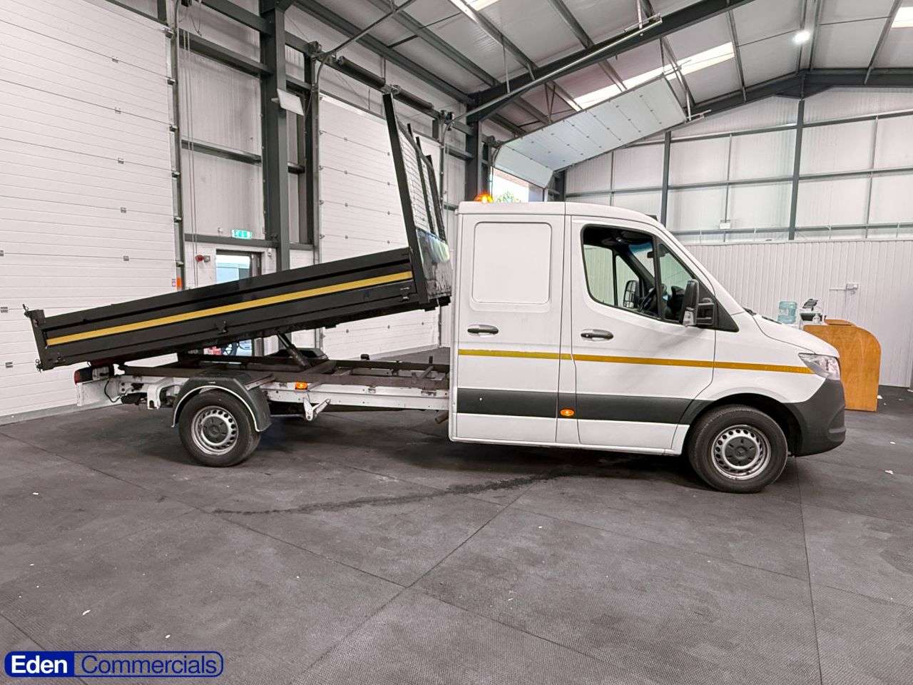 A 2021 MERCEDES SPRINTER 314 CDI A 2021 MERCEDES SPRINTER 314 CDI