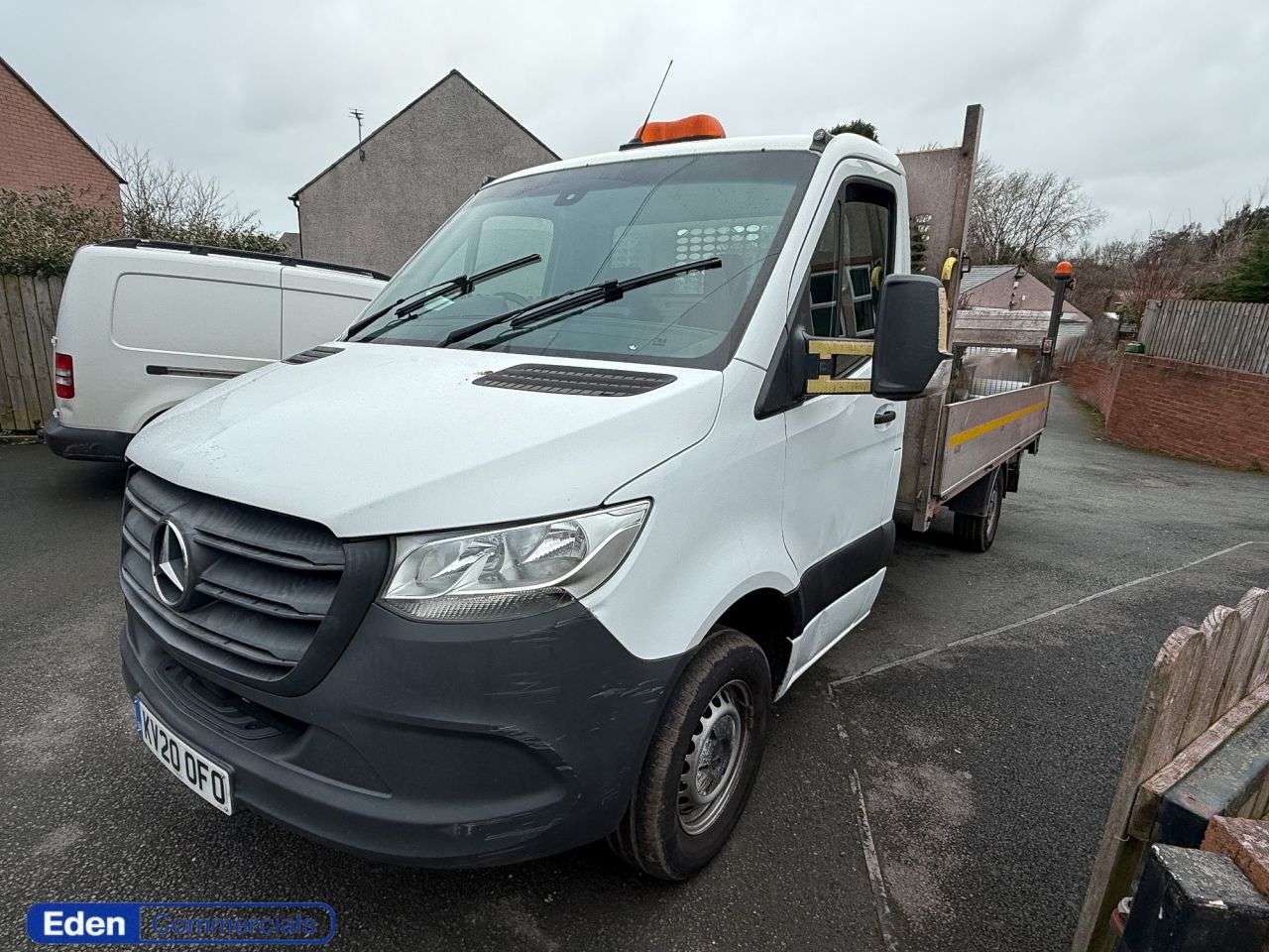 A 2020 MERCEDES-BENZ SPRINTER 2.1 316 CDI 5d 161 BHP DROPSIDE WITH TAIL LIFT - TM SPEC A 2020 MERCEDES-BENZ SPRINTER 2.1 316 CDI 5d 161 BHP DROPSIDE WITH TAIL LIFT - TM SPEC