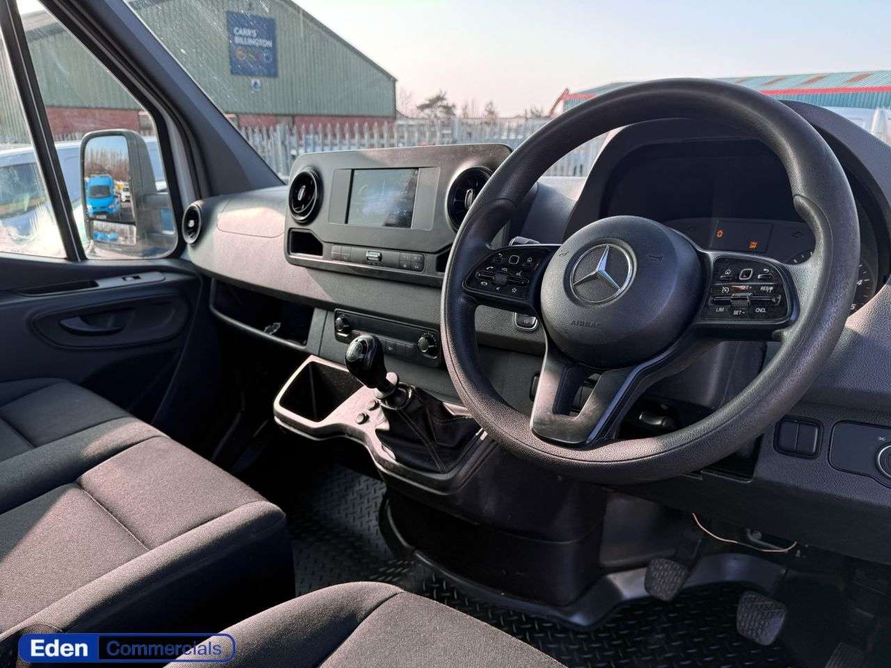 A 2020 MERCEDES-BENZ SPRINTER 2.1 316 CDI 5d 161 BHP LWB DROPSIDE 161 BHP LWB TM DROPSIDE - REVERSE CAM A 2020 MERCEDES-BENZ SPRINTER 2.1 316 CDI 5d 161 BHP LWB DROPSIDE 161 BHP LWB TM DROPSIDE - REVERSE CAM