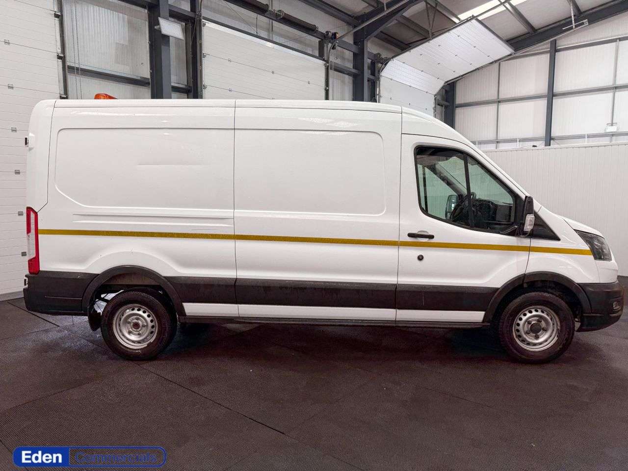 A 2021 FORD TRANSIT 2.0 350 LEADER P/V ECOBLUE 129 BHP * UTILITY * UTILTY + RACKING + CHAPTER 8 A 2021 FORD TRANSIT 2.0 350 LEADER P/V ECOBLUE 129 BHP * UTILITY * UTILTY + RACKING + CHAPTER 8